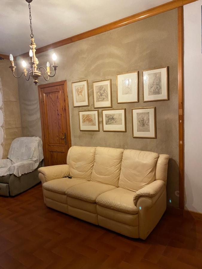 Casa Degli Zii Appartamento Letizia Luni Exterior photo
